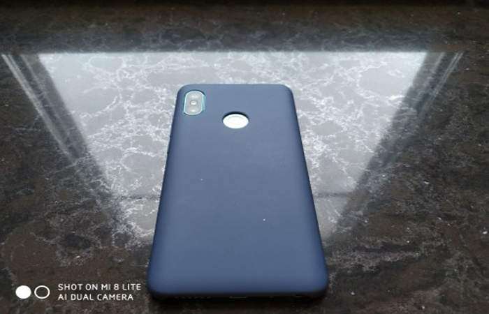 How To Remove The “Shot On Mi 8 AI Dual Camera” Watermark?